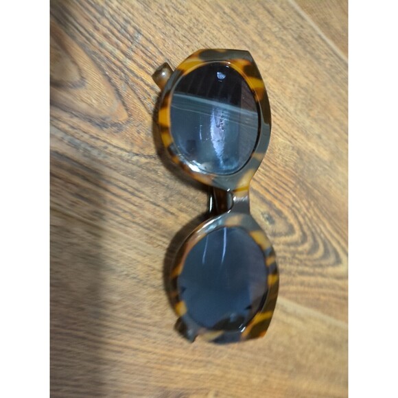 Anthropologie Brown Tortoise Shell Sunglasses Oval - Picture 2 of 5